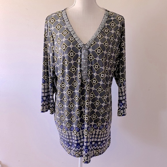 JM Collection woman’s bling front V neck 3/4 sleeve beaded top blouse tunic - Picture 1 of 13